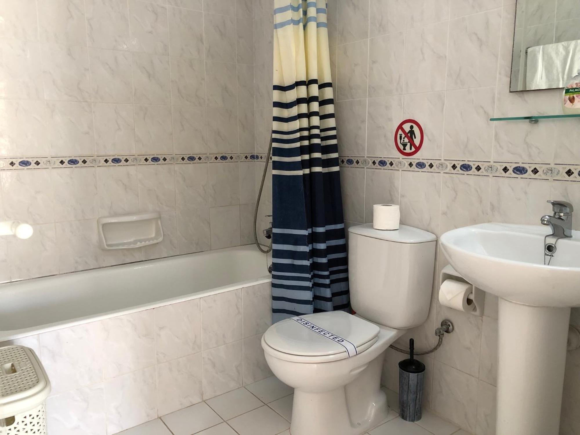 Stylish 1 Bedroom Apartment In Limnaria Gardens Paphos ภายนอก รูปภาพ